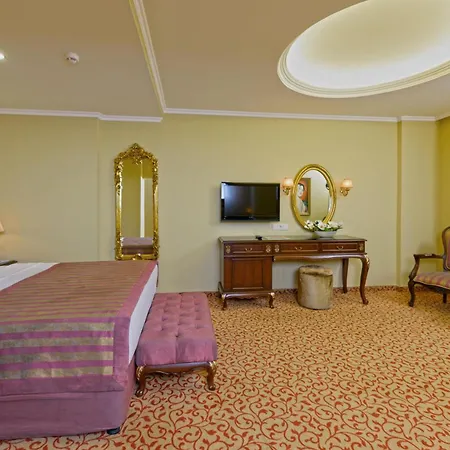 מלון Antique Palace Museum (adults Only) 5*
