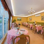 מלון Antique Palace Museum (adults Only) אלאניה