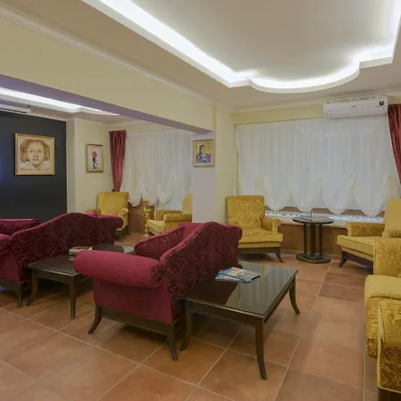 Antique Palace Museum (adults Only) אלאניה